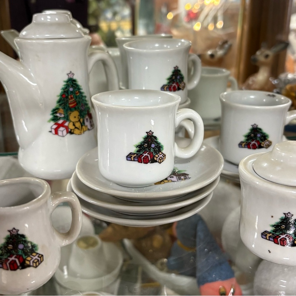 Christmas Tree Miniature Tea Set